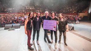 Caifanes conmueve a Chiapas con una noche de rock y conciencia social