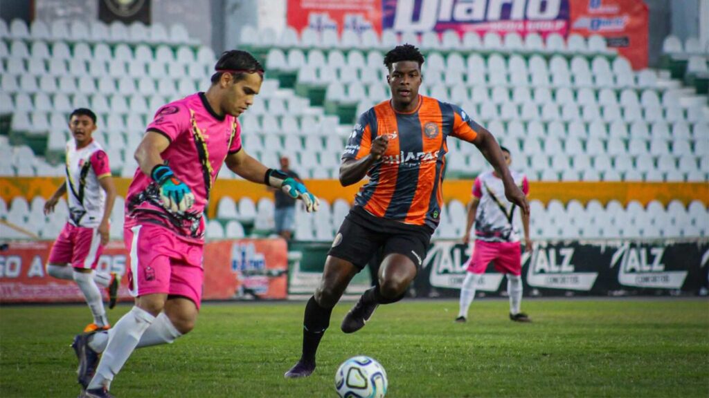 Tres puntos que saben a esperanza para Jaguares FC